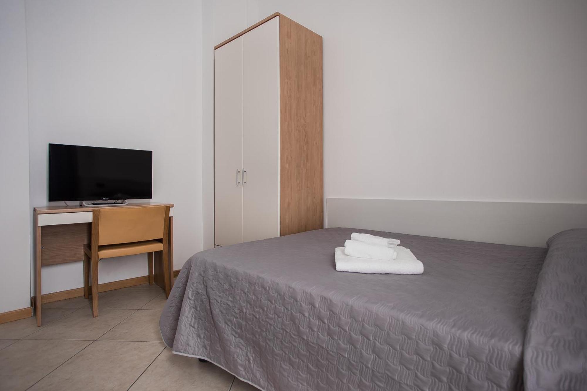 Hotel Amico Milano Certosa — Foto 1